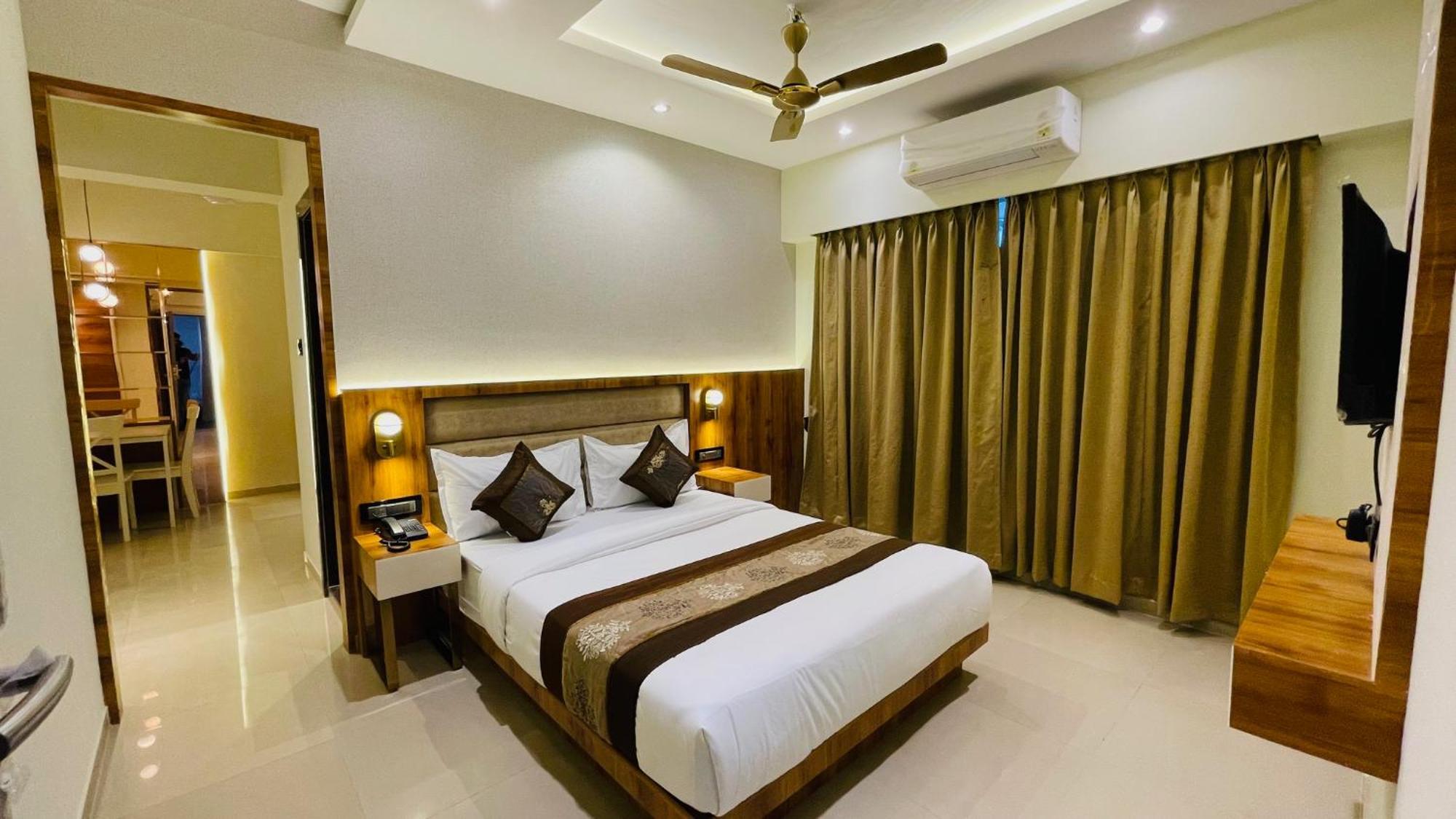 Home2 Studio Apartments Bombay Esterno foto